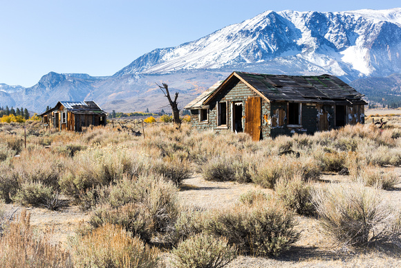 Abandoned homes off Highway 395